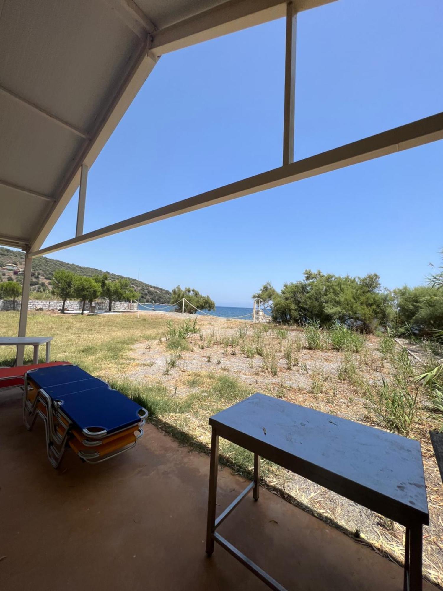 Mani Kamares Beach House Gythio Exterior photo