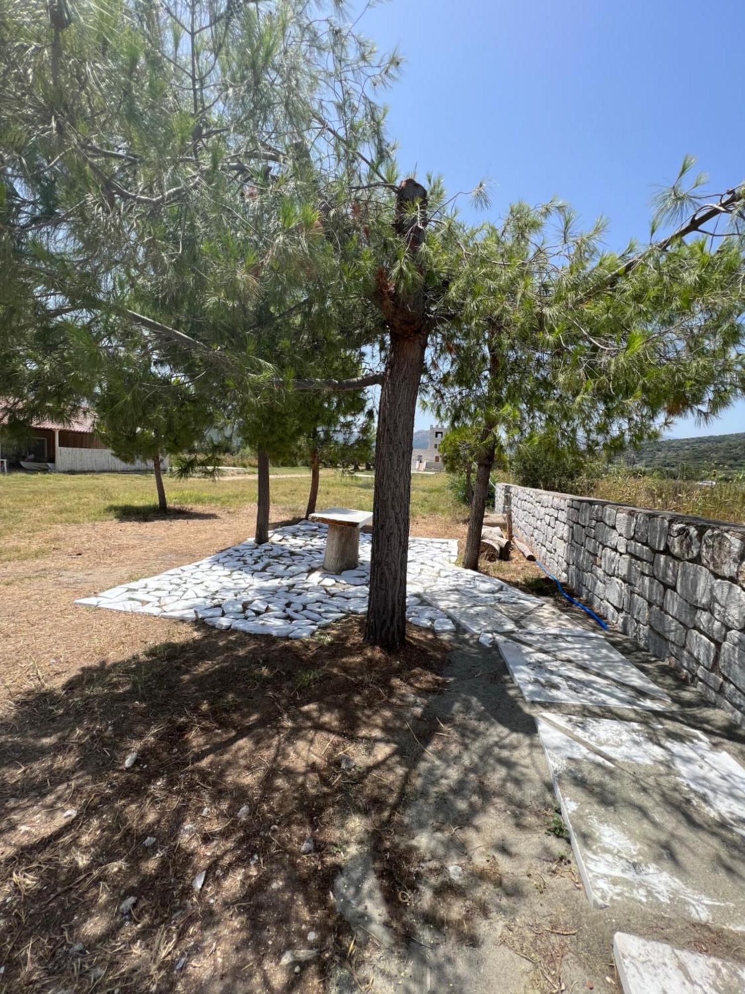 Mani Kamares Beach House Gythio Exterior photo